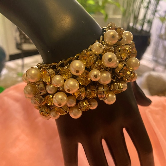 Jewelry - CITRINE PEARL CHARM BRACELET